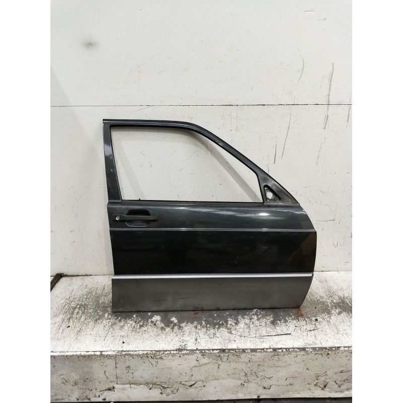 Recambio de puerta delantera derecha para mercedes-benz clase c (w201) berlina referencia OEM IAM  5p 