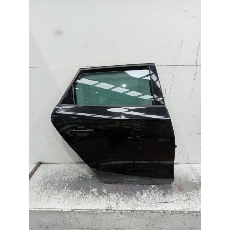 Recambio de puerta trasera derecha para seat leon sportstourer (kl8) referencia OEM IAM   