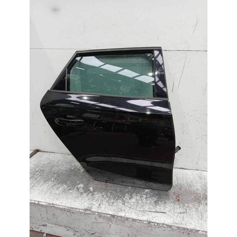 Recambio de puerta trasera derecha para seat leon sportstourer (kl8) referencia OEM IAM   