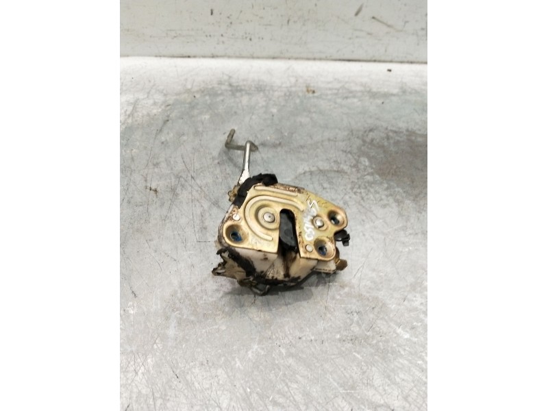 Recambio de motor cierre centralizado delantero derecho para mitsubishi montero (v20/v40) referencia OEM IAM  3p 