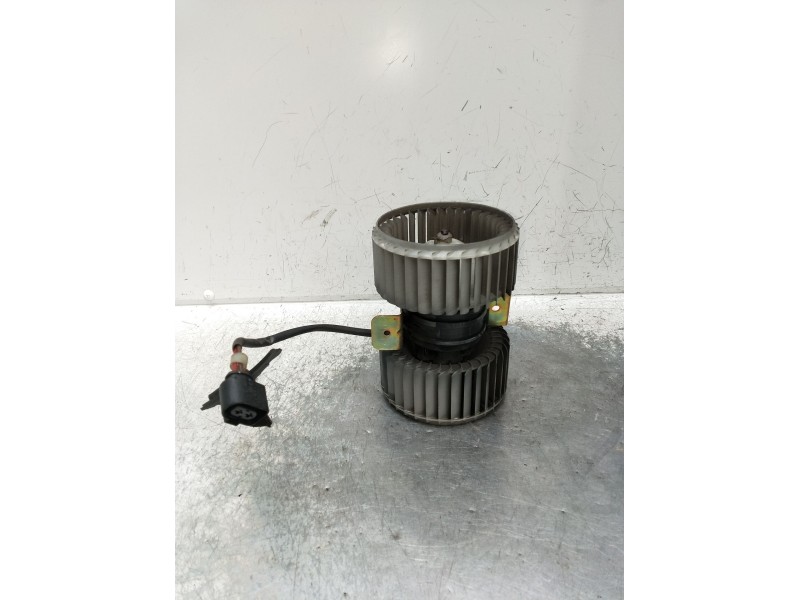 Recambio de motor calefaccion para audi a8 (4e2) 4.2 quattro referencia OEM IAM 0130111047  