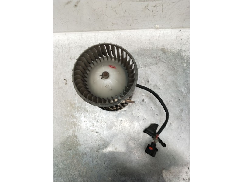 Recambio de motor calefaccion para audi a8 (4e2) 4.2 quattro referencia OEM IAM 0130111047  