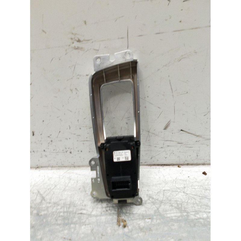 Recambio de mando multifuncion para bmw serie 5 lim. (f10) 525d xdrive referencia OEM IAM 92175940232143701001122950038450367  