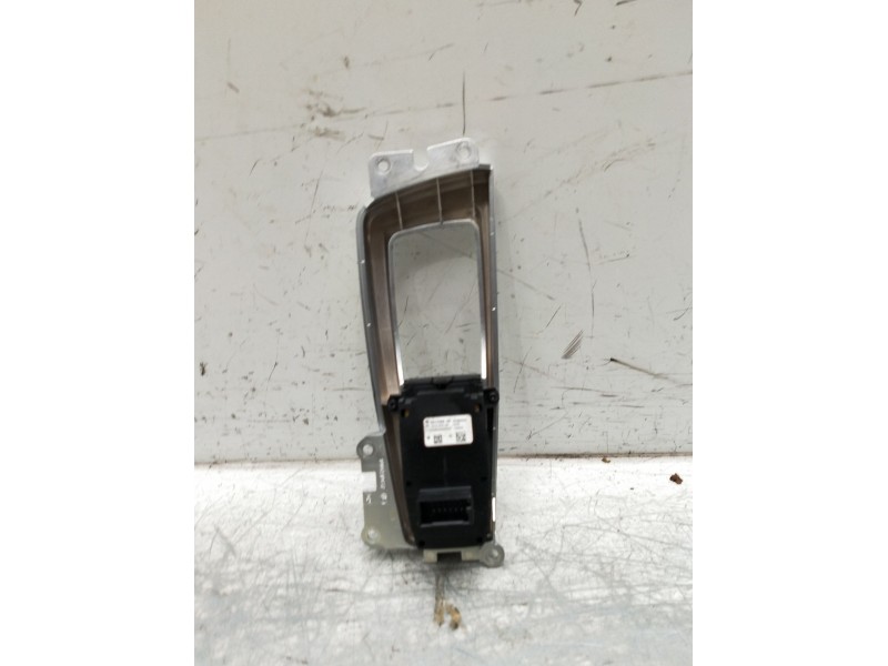 Recambio de mando multifuncion para bmw serie 5 lim. (f10) 525d xdrive referencia OEM IAM 92175940232143701001122950038450367  