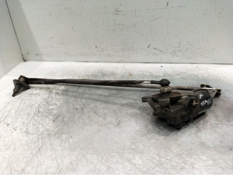 Recambio de motor limpia delantero para mitsubishi montero (v20/v40) referencia OEM IAM mb6232878491006121  