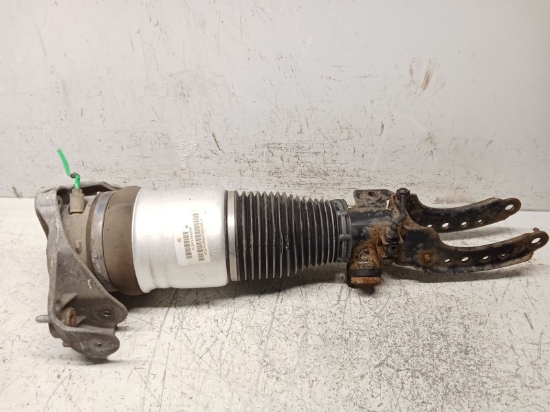Recambio de amortiguador delantero derecho para volkswagen touareg (7la) tdi r5 referencia OEM IAM 7L6412022AF  