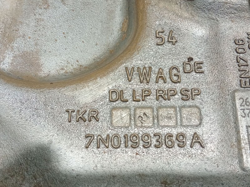 Recambio de puente delantero para seat alhambra (710, 711) 2.0 tdi referencia OEM IAM 7N0199369A CUNA 