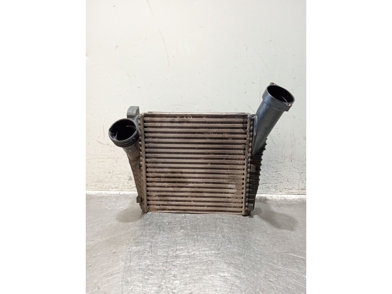 Recambio de intercooler para volkswagen touareg (7la) referencia OEM IAM   