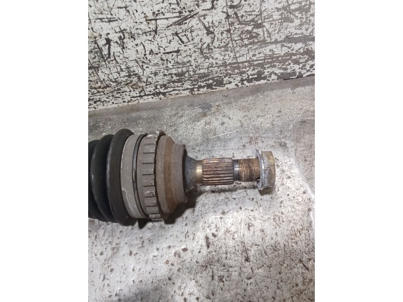 Recambio de transmision delantera izquierda para citroën xsara (n1) 1.6 16v referencia OEM IAM  0584C02396083220 