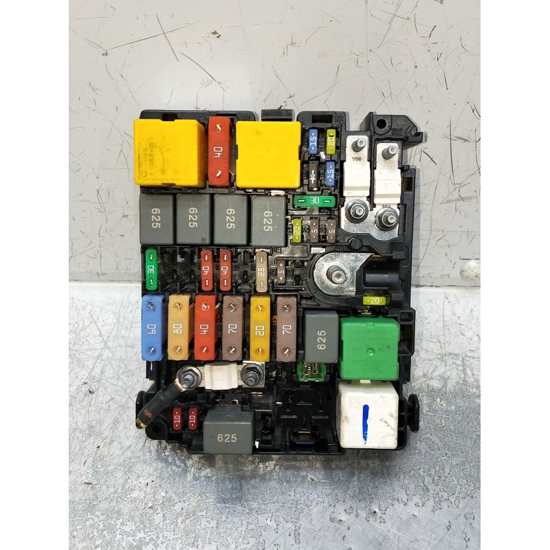 Recambio de caja reles / fusibles para citroën c4 spacetourer 1.2 referencia OEM IAM 9804848580  