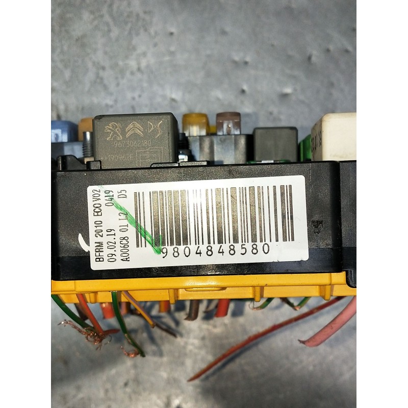 Recambio de caja reles / fusibles para citroën c4 spacetourer 1.2 referencia OEM IAM 9804848580  