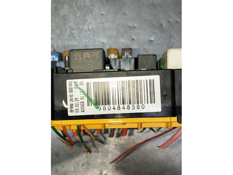 Recambio de caja reles / fusibles para citroën c4 spacetourer 1.2 referencia OEM IAM 9804848580  
