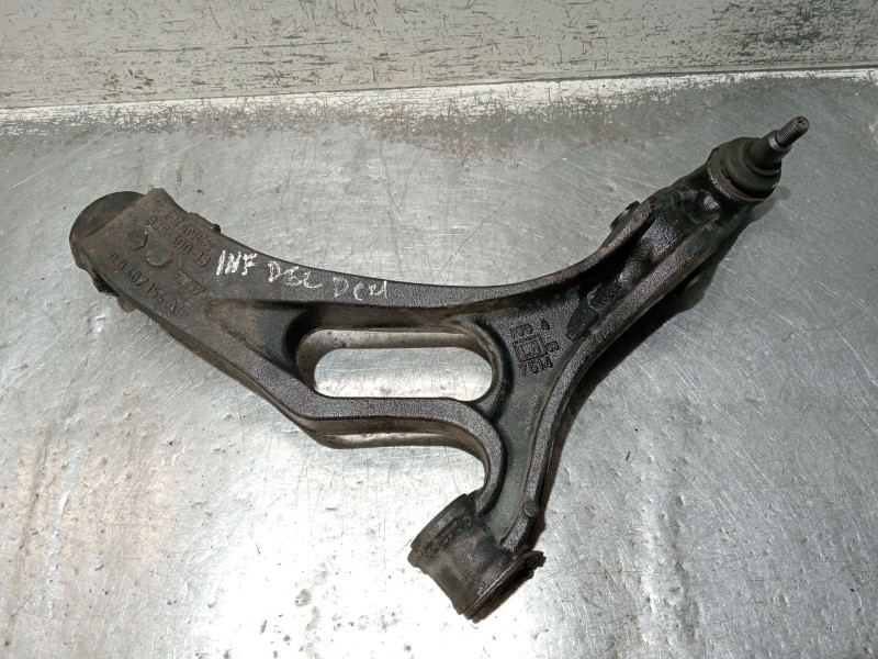 Recambio de brazo suspension inferior delantero derecho para volkswagen touareg (7la) referencia OEM IAM 7L0407154A  