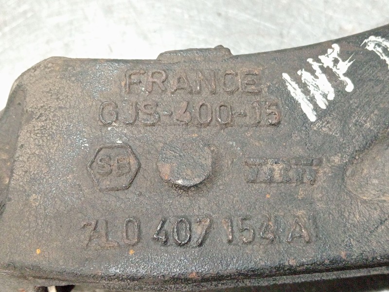 Recambio de brazo suspension inferior delantero derecho para volkswagen touareg (7la) referencia OEM IAM 7L0407154A  