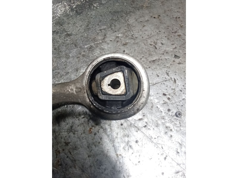 Recambio de brazo suspension inferior delantero derecho para bmw serie 1 berlina (e81/e87) 120d referencia OEM IAM   