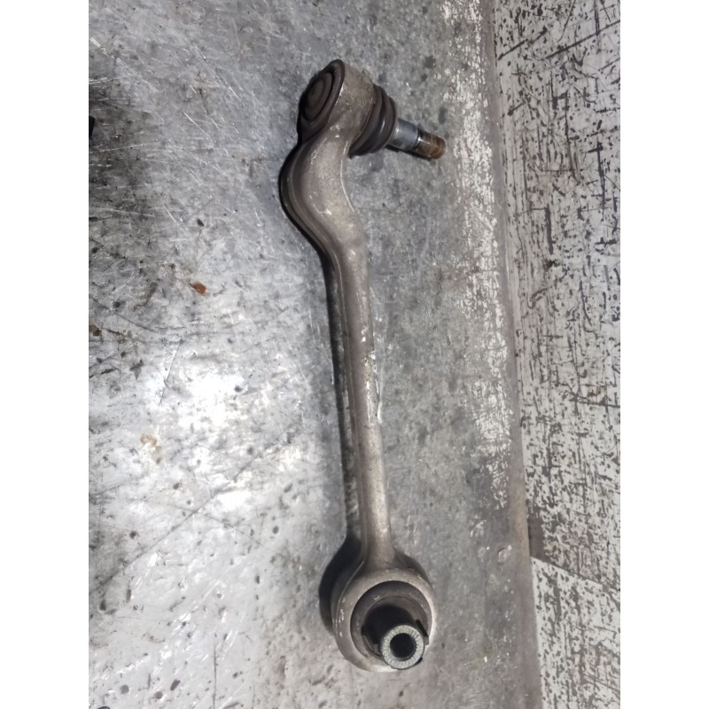 Recambio de brazo suspension superior delantero derecho para bmw serie 1 berlina (e81/e87) 120d referencia OEM IAM   