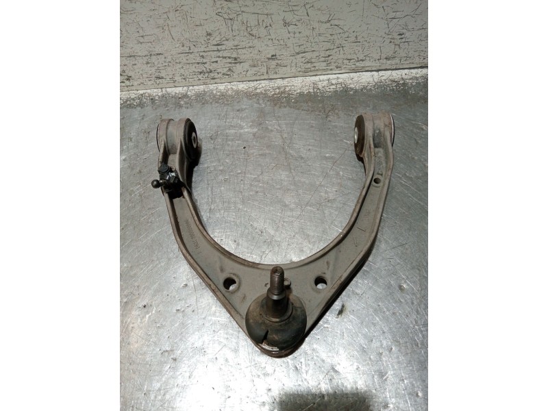 Recambio de brazo suspension superior delantero izquierdo para volkswagen touareg (7la) referencia OEM IAM 7L0407047A  