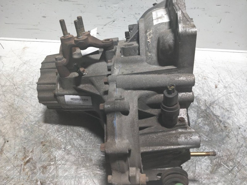 Recambio de caja cambios para kia carens 1.8 cat referencia OEM IAM   