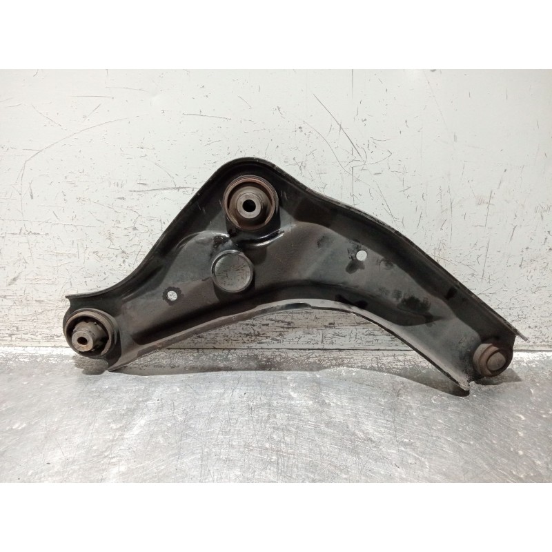 Recambio de brazo suspension inferior delantero izquierdo para nissan qashqai ii (j11, j11_) 1.5 dci referencia OEM IAM 54EA0BLH