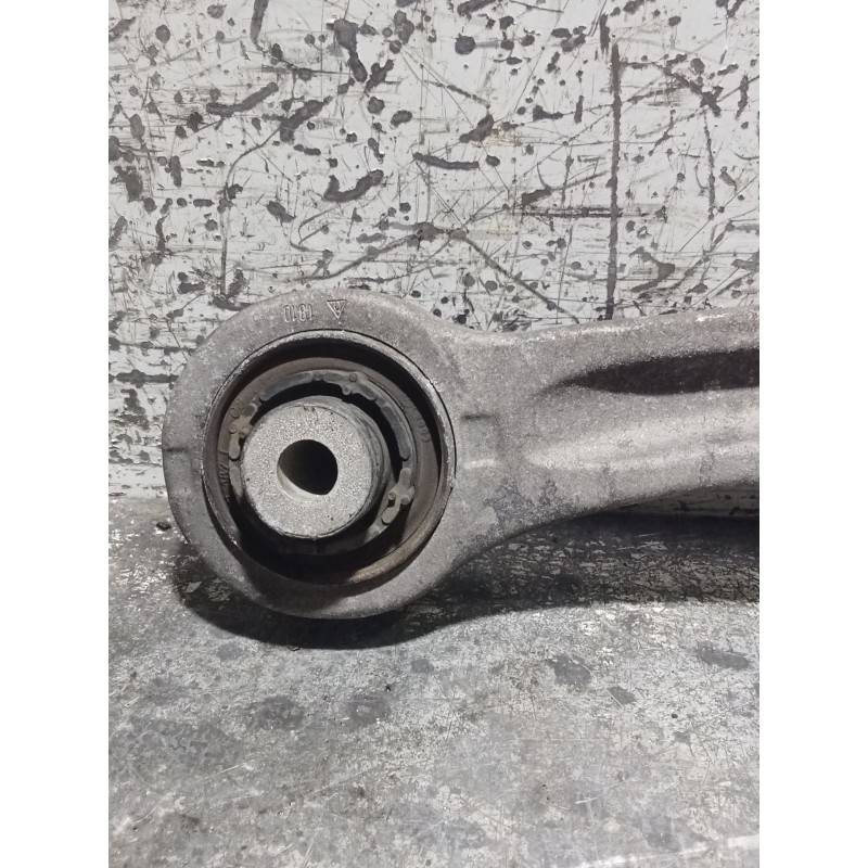Recambio de brazo suspension inferior delantero izquierdo para audi a6 berlina (4f2) 2.0 tdi referencia OEM IAM   