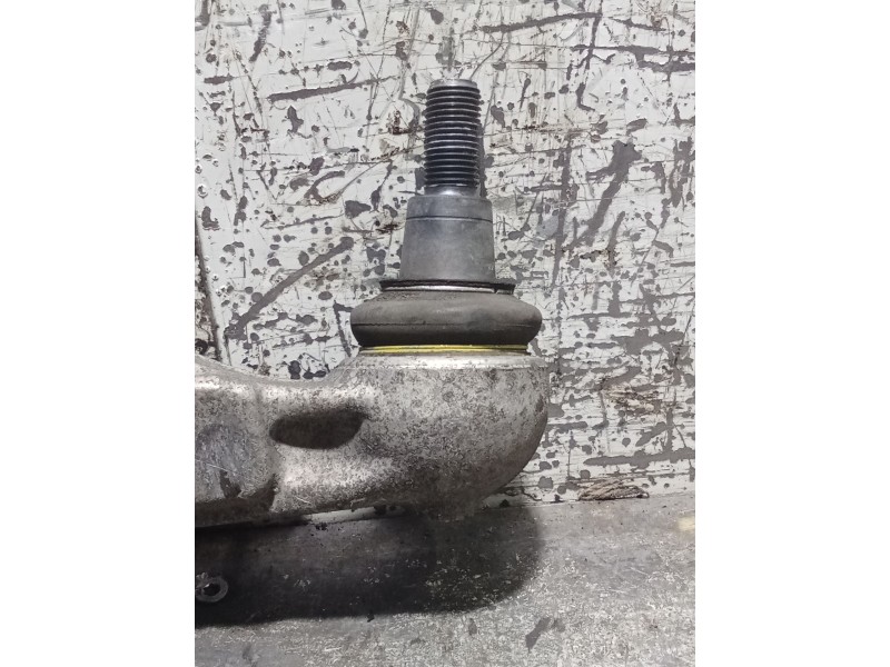 Recambio de brazo suspension inferior delantero izquierdo para audi a6 berlina (4f2) 2.0 tdi referencia OEM IAM   