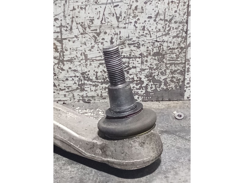 Recambio de brazo suspension inferior delantero derecho para audi a6 berlina (4f2) 2.0 tdi referencia OEM IAM   