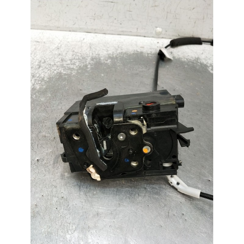 Recambio de motor cierre centralizado trasero izquierdo para citroën c4 spacetourer 1.2 referencia OEM IAM 9826136980  