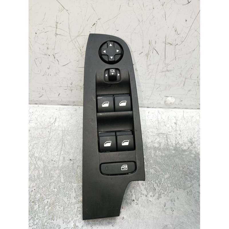 Recambio de mando elevalunas delantero izquierdo para citroën c4 spacetourer 1.2 referencia OEM IAM 98319761ZD001035115900  