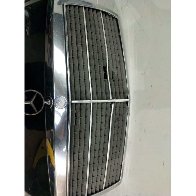 Recambio de capot para mercedes-benz clase c (w201) berlina referencia OEM IAM   