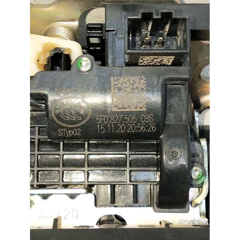 Recambio de motor cierre centralizado porton para seat leon sportstourer (kl8) referencia OEM IAM 5F082750509S  