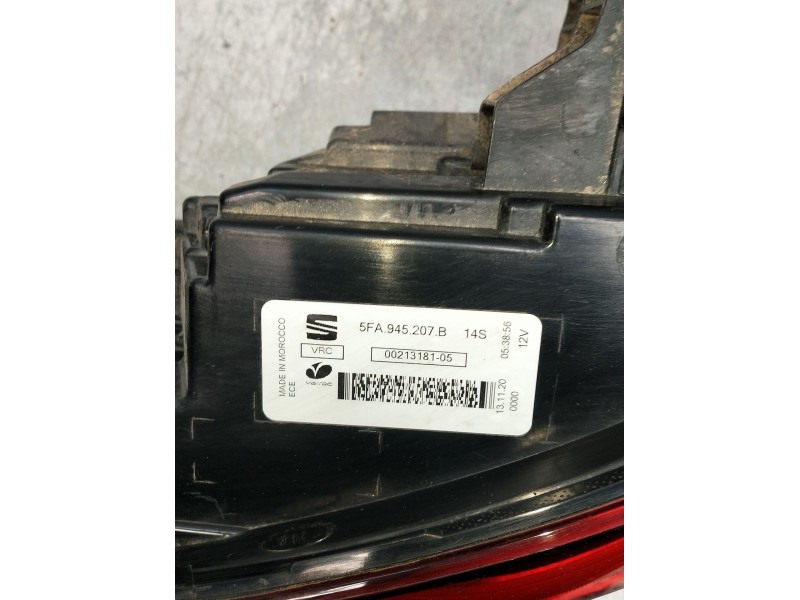 Recambio de piloto trasero izquierdo para seat leon sportstourer (kl8) referencia OEM IAM   