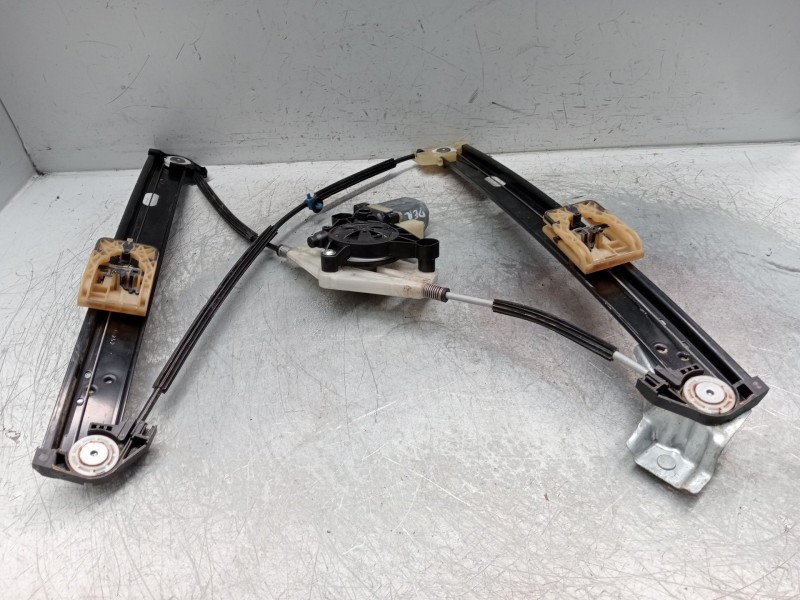 Recambio de elevalunas delantero derecho para seat leon sportstourer (kl8) referencia OEM IAM   