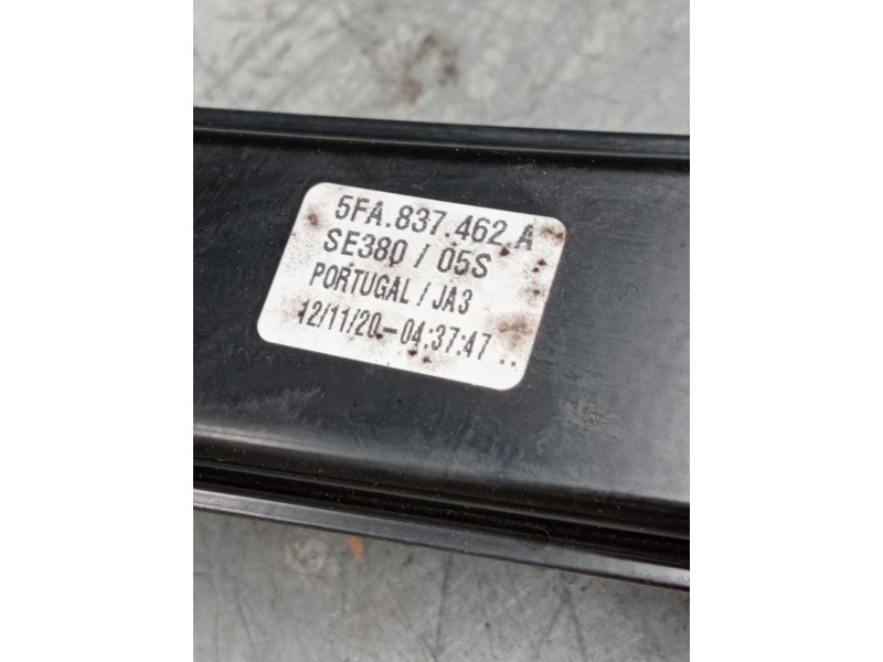 Recambio de elevalunas delantero derecho para seat leon sportstourer (kl8) referencia OEM IAM   