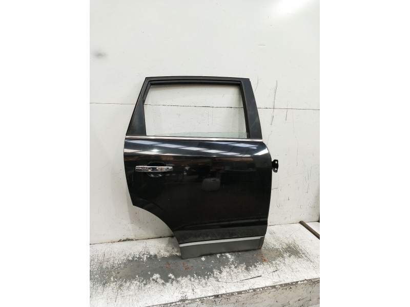 Recambio de puerta trasera derecha para opel antara cosmo 4x4 referencia OEM IAM  5p 