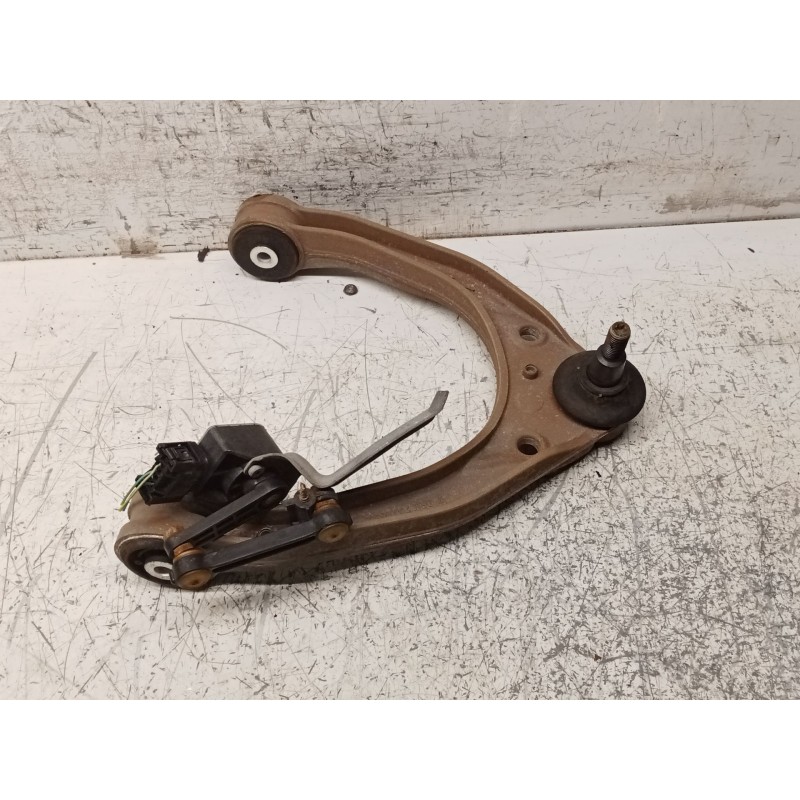 Recambio de brazo suspension superior delantero izquierdo para volkswagen touareg (7la) tdi r5 referencia OEM IAM 7LO407047A  