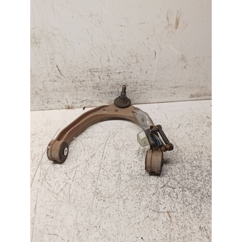 Recambio de brazo suspension superior delantero izquierdo para volkswagen touareg (7la) tdi r5 referencia OEM IAM 7LO407047A  