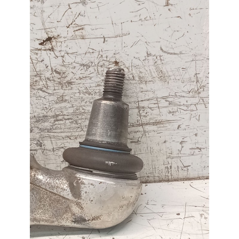 Recambio de brazo suspension inferior delantero derecho para volkswagen passat b5 (3b2) 1.8 t referencia OEM IAM 4D0407155J  