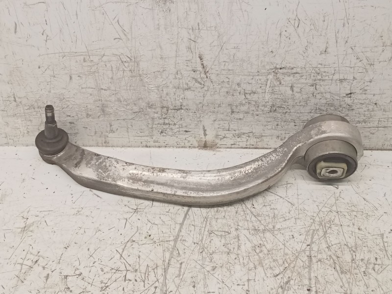 Recambio de brazo suspension inferior delantero derecho para volkswagen passat b5 (3b2) 1.8 t referencia OEM IAM 4D0407696J  