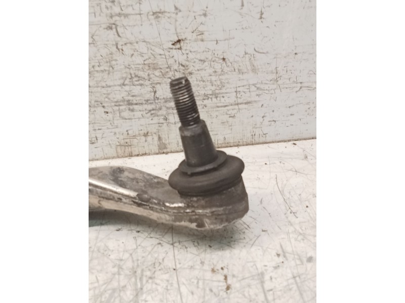 Recambio de brazo suspension inferior delantero derecho para volkswagen passat b5 (3b2) 1.8 t referencia OEM IAM 4D0407696J  
