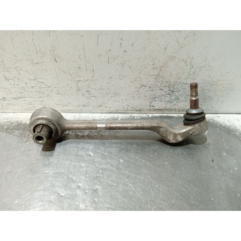 Recambio de brazo suspension superior delantero izquierdo para bmw serie 3 berlina (e90) 320d referencia OEM IAM 31126763699L  