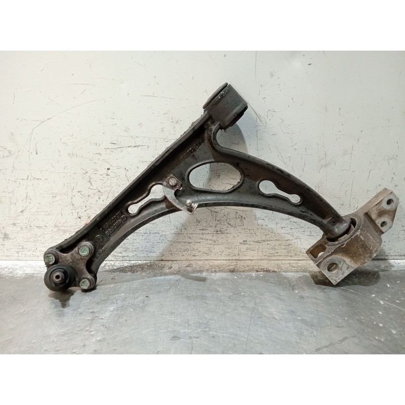 Recambio de brazo suspension inferior delantero izquierdo para audi a3 (8p1) 2.0 tdi 16v referencia OEM IAM 1K0407153G  