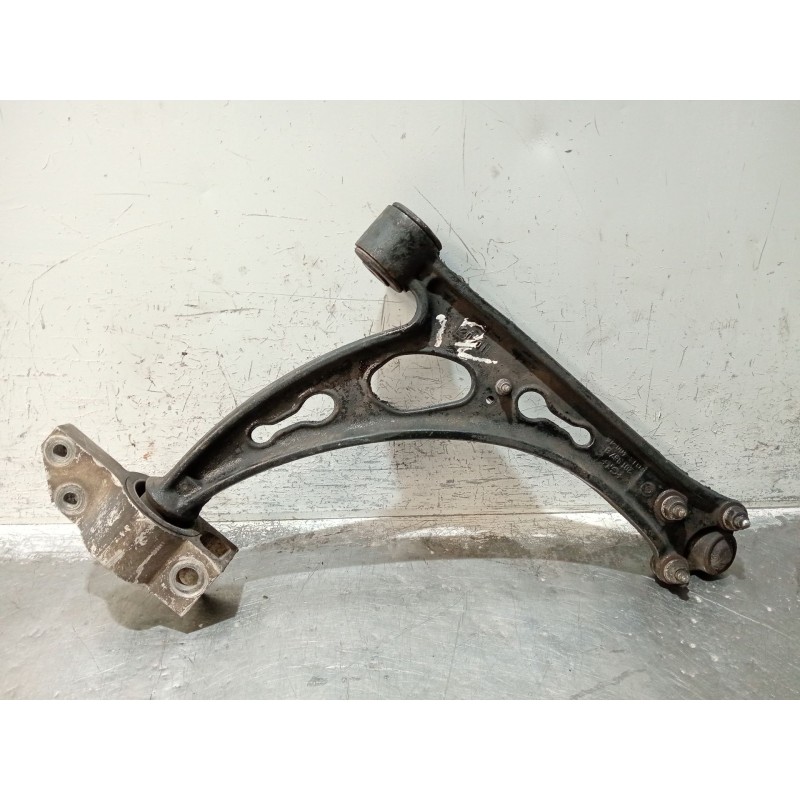 Recambio de brazo suspension inferior delantero izquierdo para audi a3 (8p1) 2.0 tdi 16v referencia OEM IAM 1K0407153G  