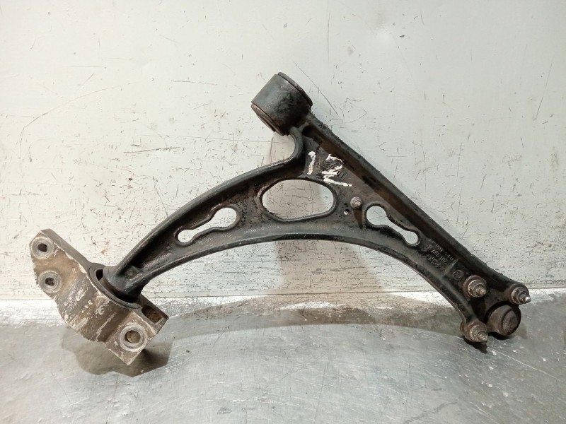 Recambio de brazo suspension inferior delantero izquierdo para audi a3 (8p1) 2.0 tdi 16v referencia OEM IAM 1K0407153G  
