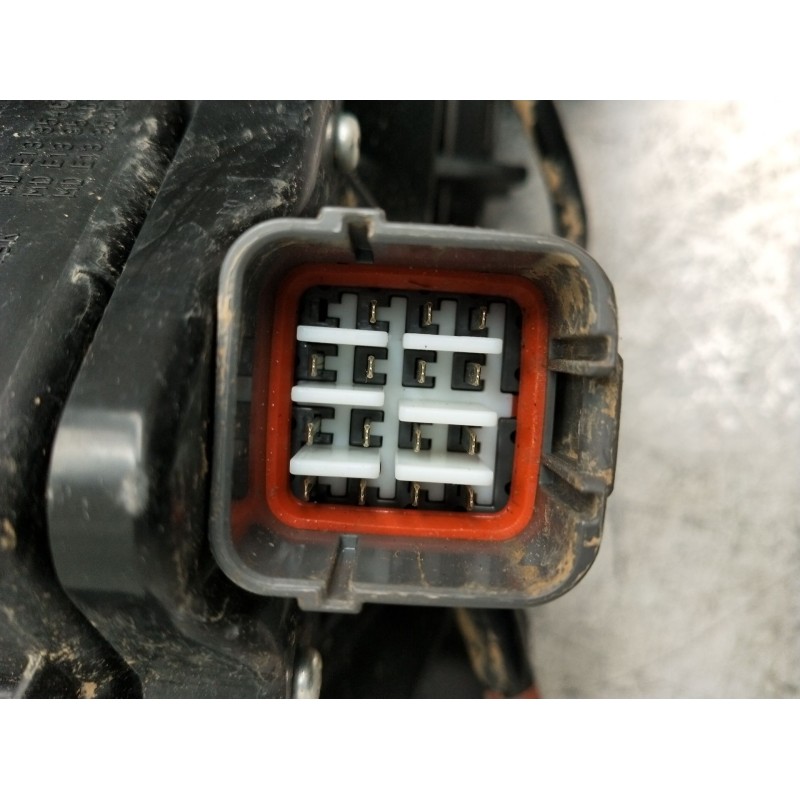 Recambio de faro derecho para subaru xv (gt) 2.0 i e-boxer awd (gte) referencia OEM IAM  ver fotos 