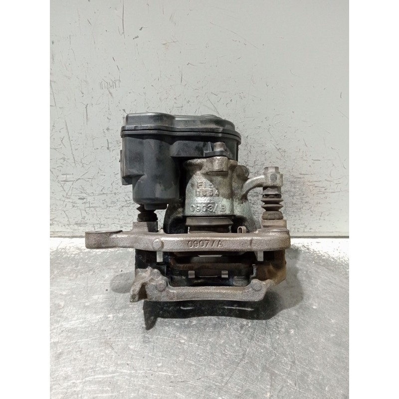 Recambio de pinza freno trasera derecha para nissan qashqai ii (j11, j11_) 1.5 dci referencia OEM IAM 32353310C  