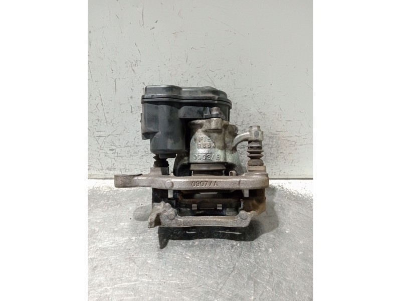 Recambio de pinza freno trasera derecha para nissan qashqai ii (j11, j11_) 1.5 dci referencia OEM IAM 32353310C  