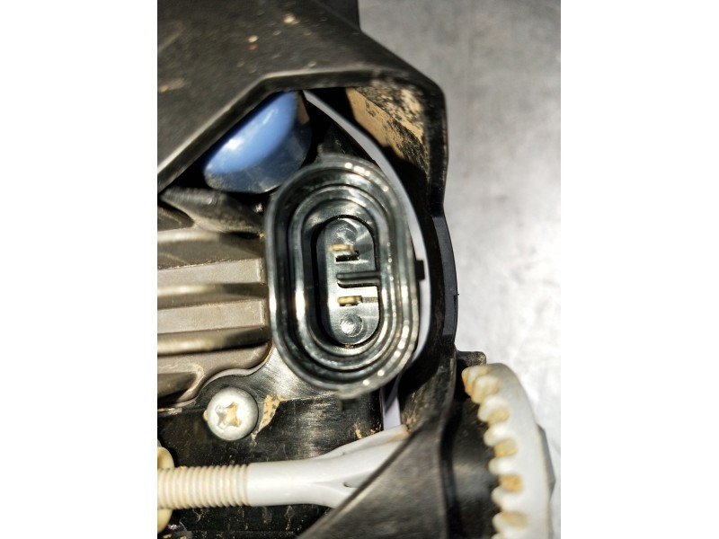 Recambio de faro antiniebla derecho para subaru xv (gt) 2.0 i e-boxer awd (gte) referencia OEM IAM 11460379  