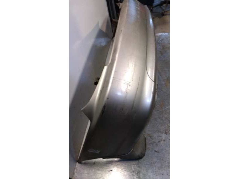 Recambio de paragolpes trasero para kia carens 1.8 cat referencia OEM IAM   