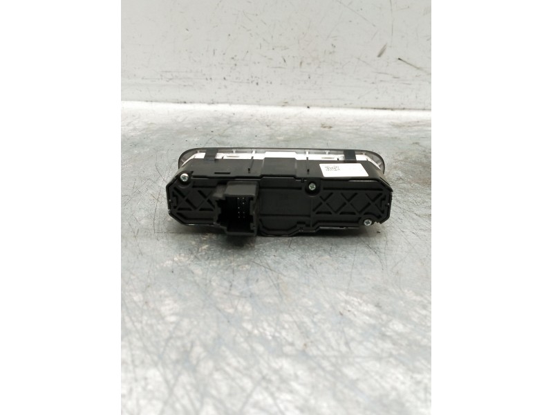 Recambio de mando luces para opel insignia b sports tourer (z18) 2.0 cdti (35) referencia OEM IAM 84215920  