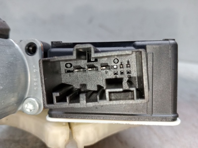 Recambio de elevalunas trasero izquierdo para seat leon sportstourer (kl8) referencia OEM IAM 5fa839461  